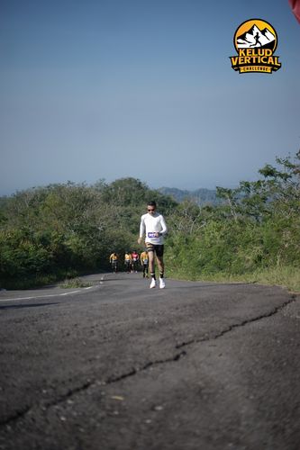 Race photo from Kelud Vertical Challenge 2024