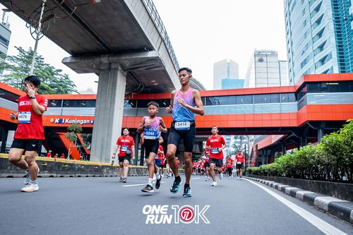 Race photo from ONE RUN 10K 2025