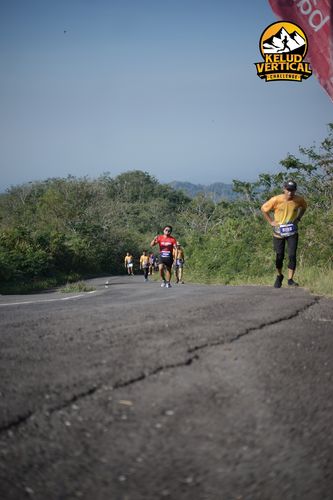 Race photo from Kelud Vertical Challenge 2024