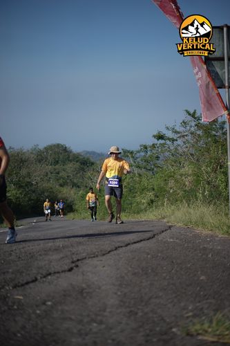 Race photo from Kelud Vertical Challenge 2024