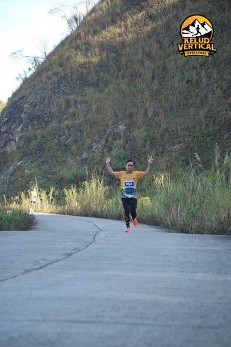 Race photo from Kelud Vertical Challenge 2024