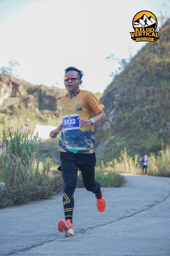 Race photo from Kelud Vertical Challenge 2024