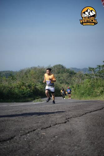 Race photo from Kelud Vertical Challenge 2024