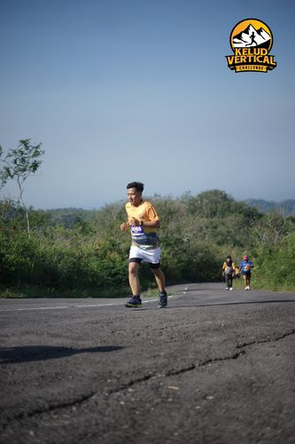 Race photo from Kelud Vertical Challenge 2024