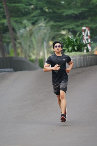Race photo from Assurance Fun Run 2024