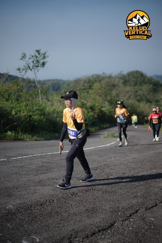 Race photo from Kelud Vertical Challenge 2024