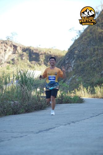 Race photo from Kelud Vertical Challenge 2024