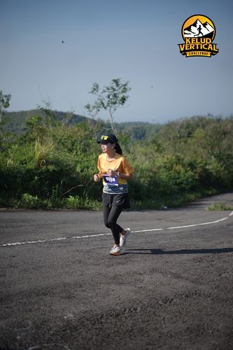 Race photo from Kelud Vertical Challenge 2024