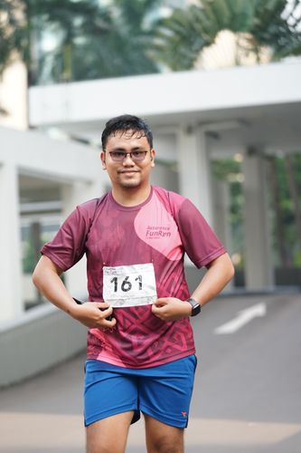 Race photo from Assurance Fun Run 2024