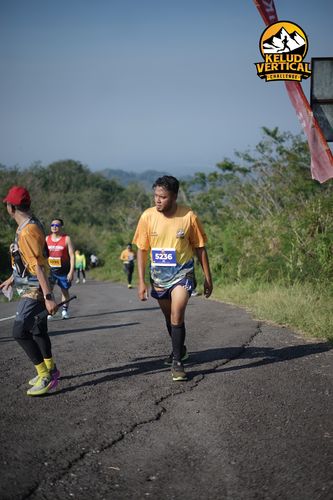 Race photo from Kelud Vertical Challenge 2024