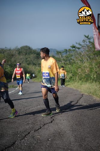 Race photo from Kelud Vertical Challenge 2024
