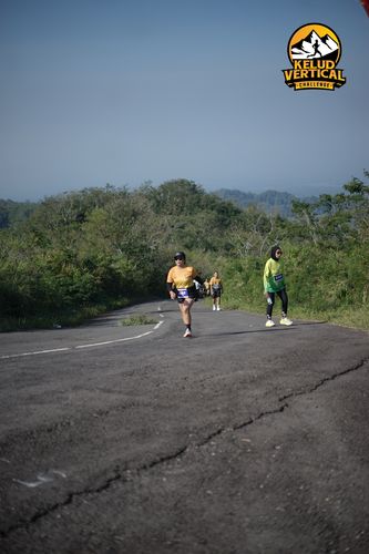Race photo from Kelud Vertical Challenge 2024