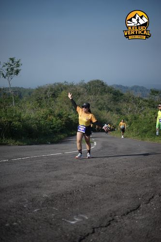 Race photo from Kelud Vertical Challenge 2024