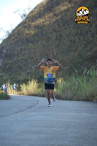 Race photo from Kelud Vertical Challenge 2024