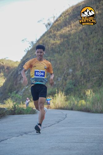 Race photo from Kelud Vertical Challenge 2024