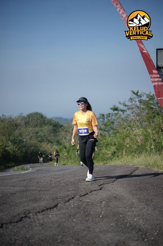 Race photo from Kelud Vertical Challenge 2024