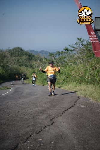 Race photo from Kelud Vertical Challenge 2024