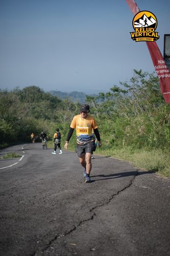 Race photo from Kelud Vertical Challenge 2024