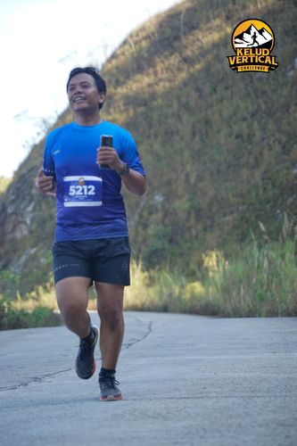 Race photo from Kelud Vertical Challenge 2024