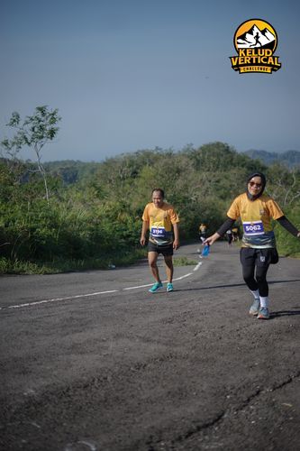 Race photo from Kelud Vertical Challenge 2024