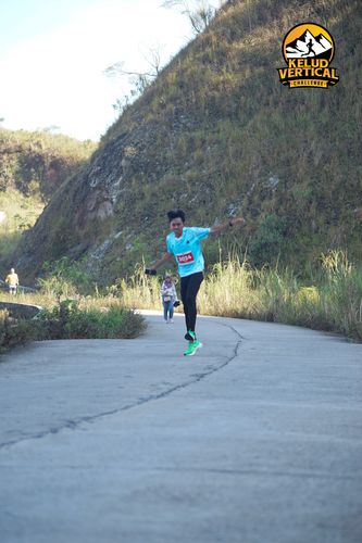 Race photo from Kelud Vertical Challenge 2024
