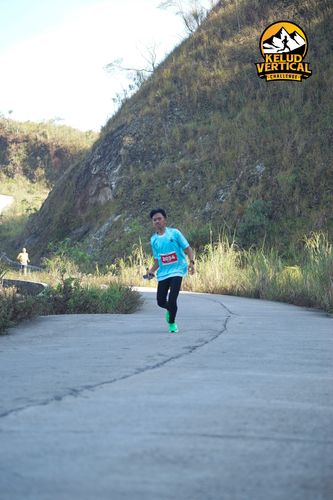 Race photo from Kelud Vertical Challenge 2024