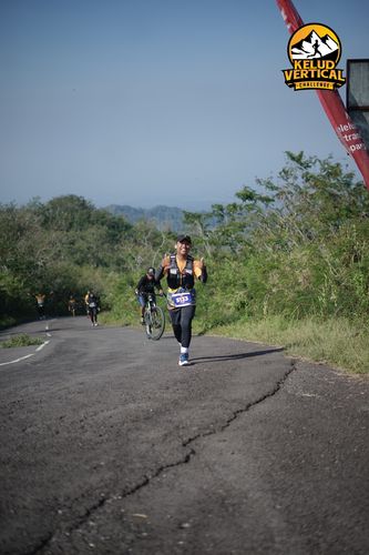 Race photo from Kelud Vertical Challenge 2024