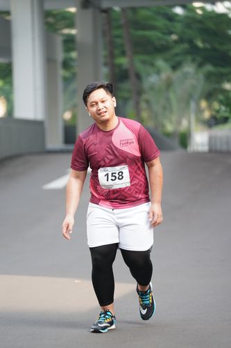 Race photo from Assurance Fun Run 2024