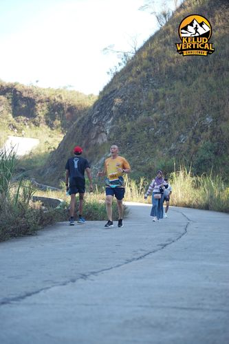 Race photo from Kelud Vertical Challenge 2024