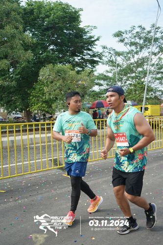 Race photo from Arutmin Borneo Run 2024