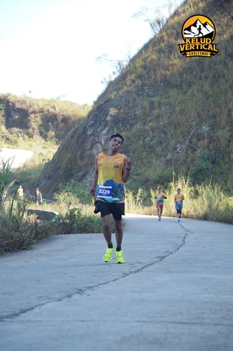Race photo from Kelud Vertical Challenge 2024