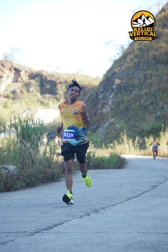 Race photo from Kelud Vertical Challenge 2024