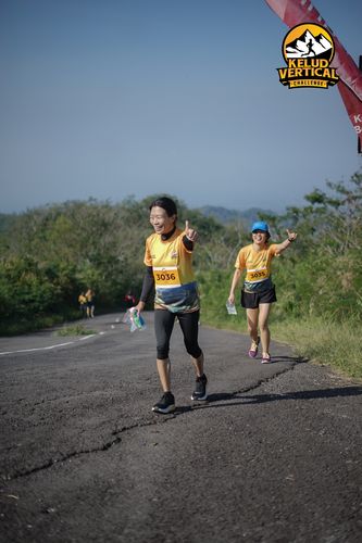 Race photo from Kelud Vertical Challenge 2024