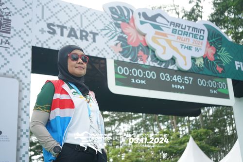 Race photo from Arutmin Borneo Run 2024
