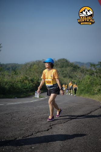 Race photo from Kelud Vertical Challenge 2024