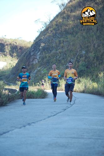 Race photo from Kelud Vertical Challenge 2024