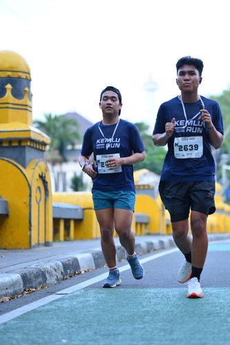 Race photo from KEMLU RUN 2025