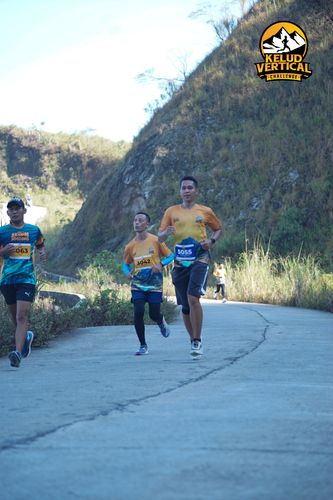 Race photo from Kelud Vertical Challenge 2024