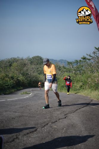 Race photo from Kelud Vertical Challenge 2024