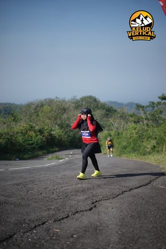 Race photo from Kelud Vertical Challenge 2024