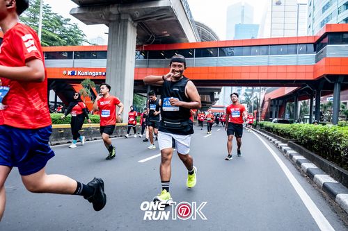 Race photo from ONE RUN 10K 2025