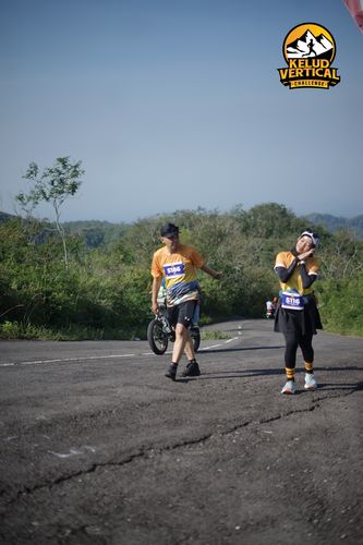 Race photo from Kelud Vertical Challenge 2024