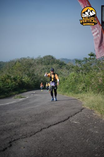 Race photo from Kelud Vertical Challenge 2024