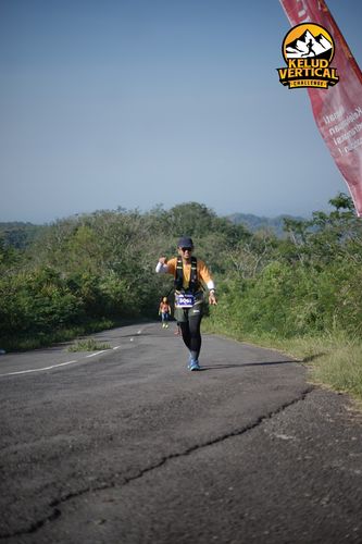Race photo from Kelud Vertical Challenge 2024