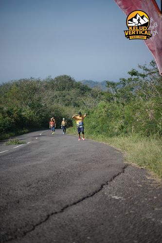 Race photo from Kelud Vertical Challenge 2024
