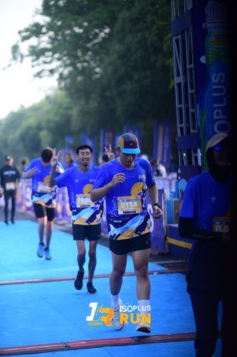 Race photo from Isoplus Run 2024 Surabaya