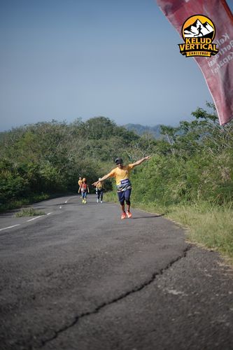 Race photo from Kelud Vertical Challenge 2024