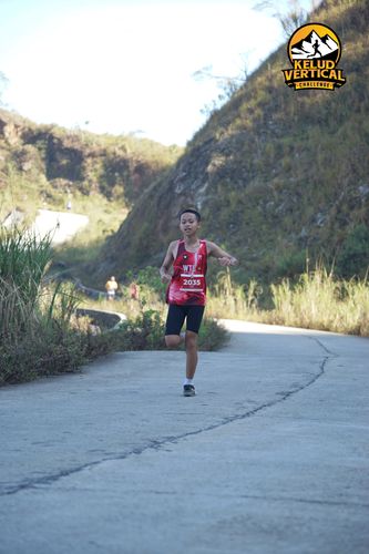 Race photo from Kelud Vertical Challenge 2024
