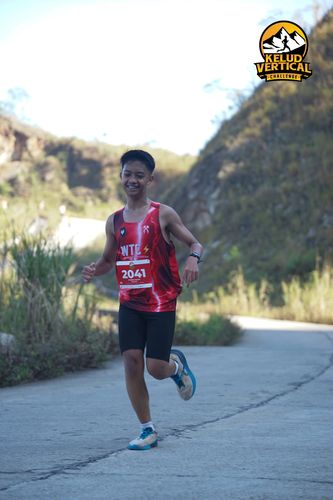 Race photo from Kelud Vertical Challenge 2024