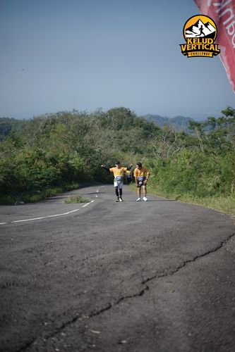 Race photo from Kelud Vertical Challenge 2024